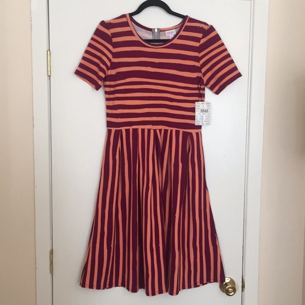 L LuLaRoe Amelia Dress DD21 1467